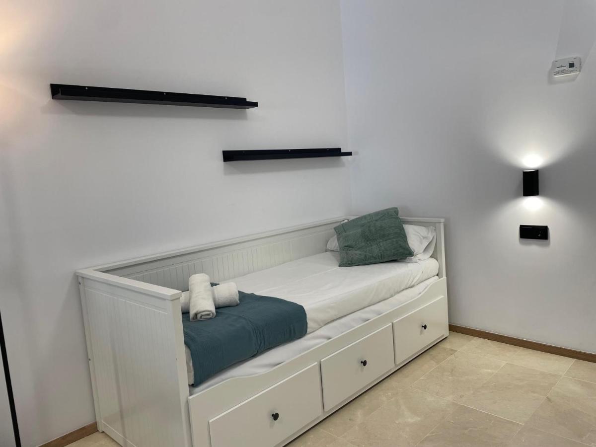 Travel Habitat La Marina Real Apartment Valencia Exterior foto