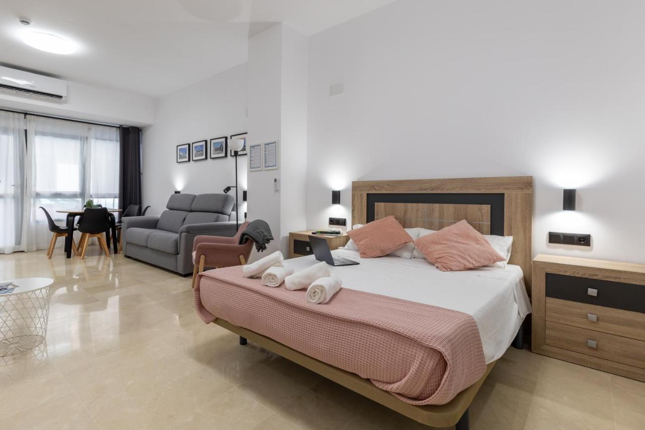 Travel Habitat La Marina Real Apartment Valencia Exterior foto