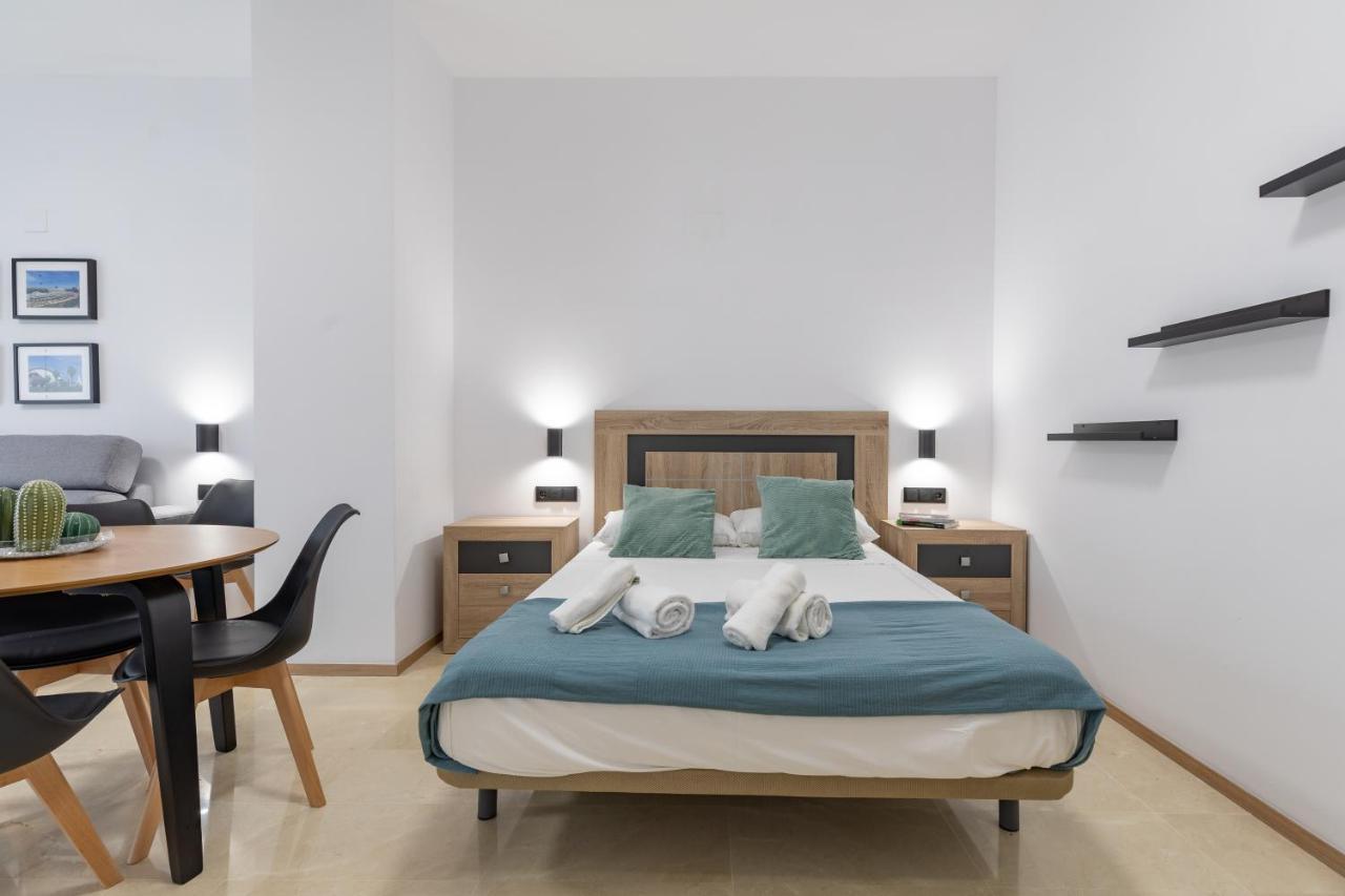 Travel Habitat La Marina Real Apartment Valencia Exterior foto